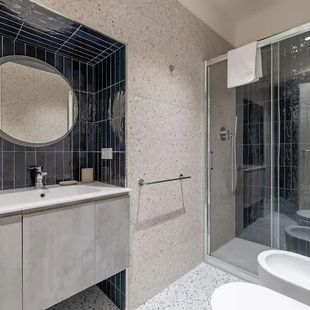 Lägenhet Sсаn Q,r-с0dе -- 3 Bedroom Apt In The Historic Center *