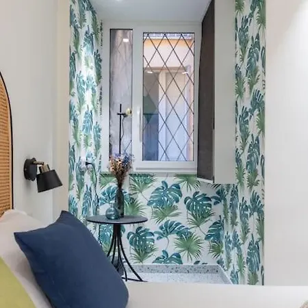 Sсаn Q,r-с0dе -- 3 Bedroom Apt In The Historic Center Lägenhet *